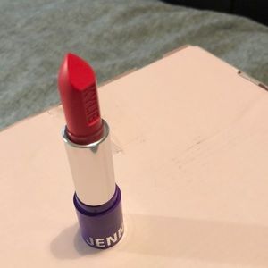 Kylie Jenner RAGER lipstick